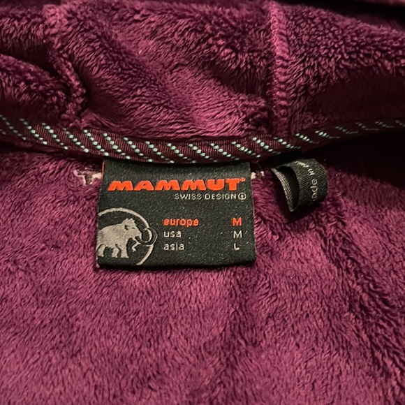 Mammut Purple Soft AF Fleece Hoodie Vest Size Medium - Picture 6 of 6